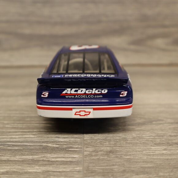 Action 1:24 Limited Edition, Superman Racing, Dale Earnhardt Jr. #3, Monte Carlo - Picture 10 of 12